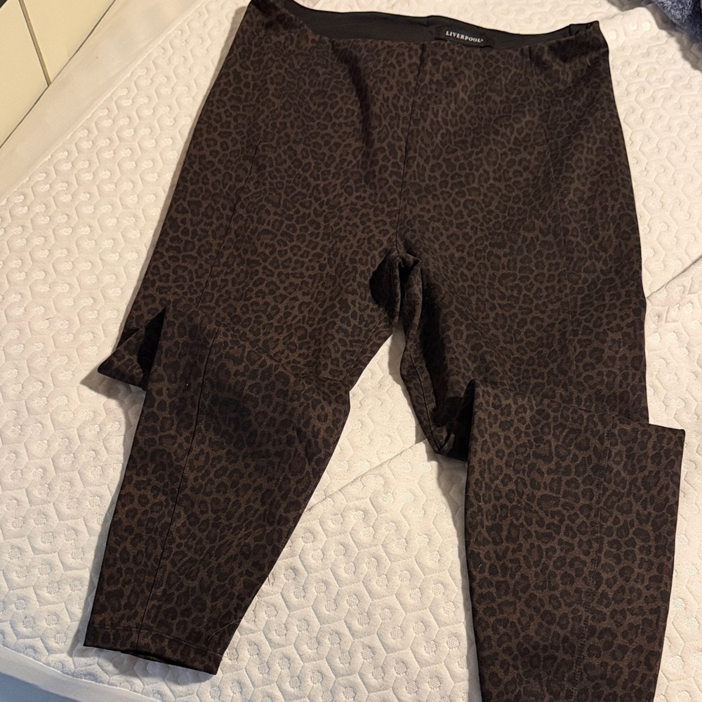 Liverpool Women's Leopard Print Chinos